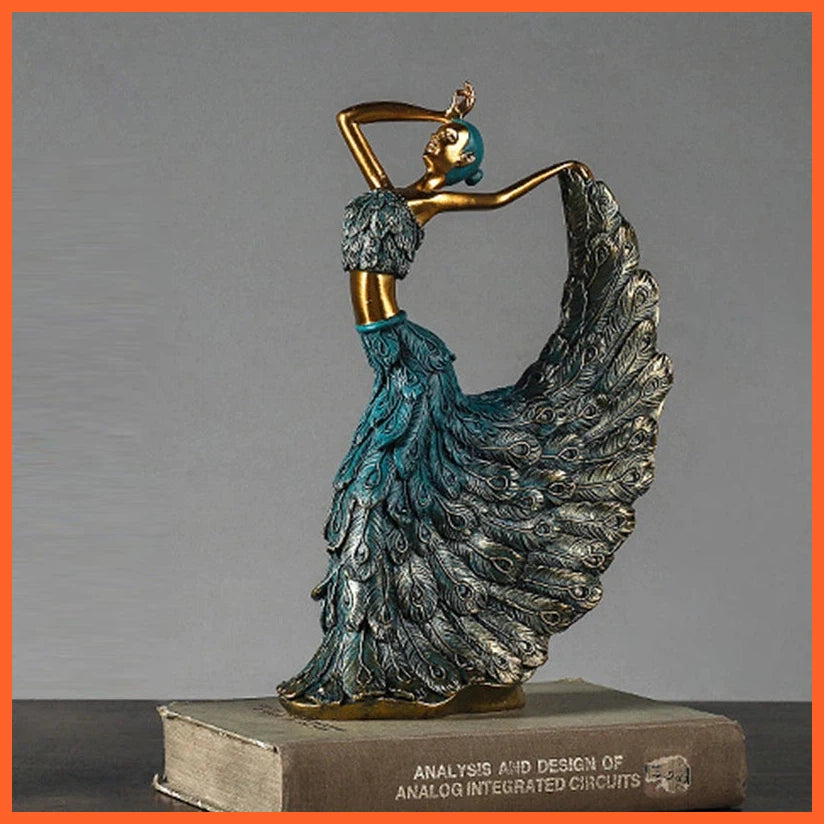 Resin Retro Peacock Dancer Statue Figurines For Interior Decorations
