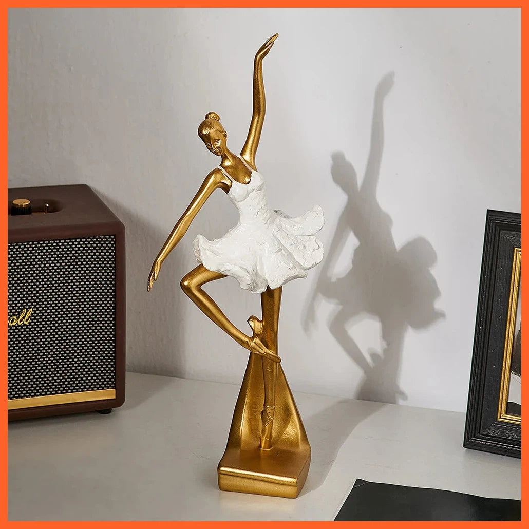 Ballet Dancer Nordic-Style Statue Desktop Decoration Modern Home Accessories