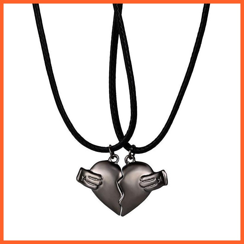 Creative Magnet Love Necklace 2Pcs Heart-Broken Shape Necklace Men And Women Personalized Jewelry For Valentine'S Day