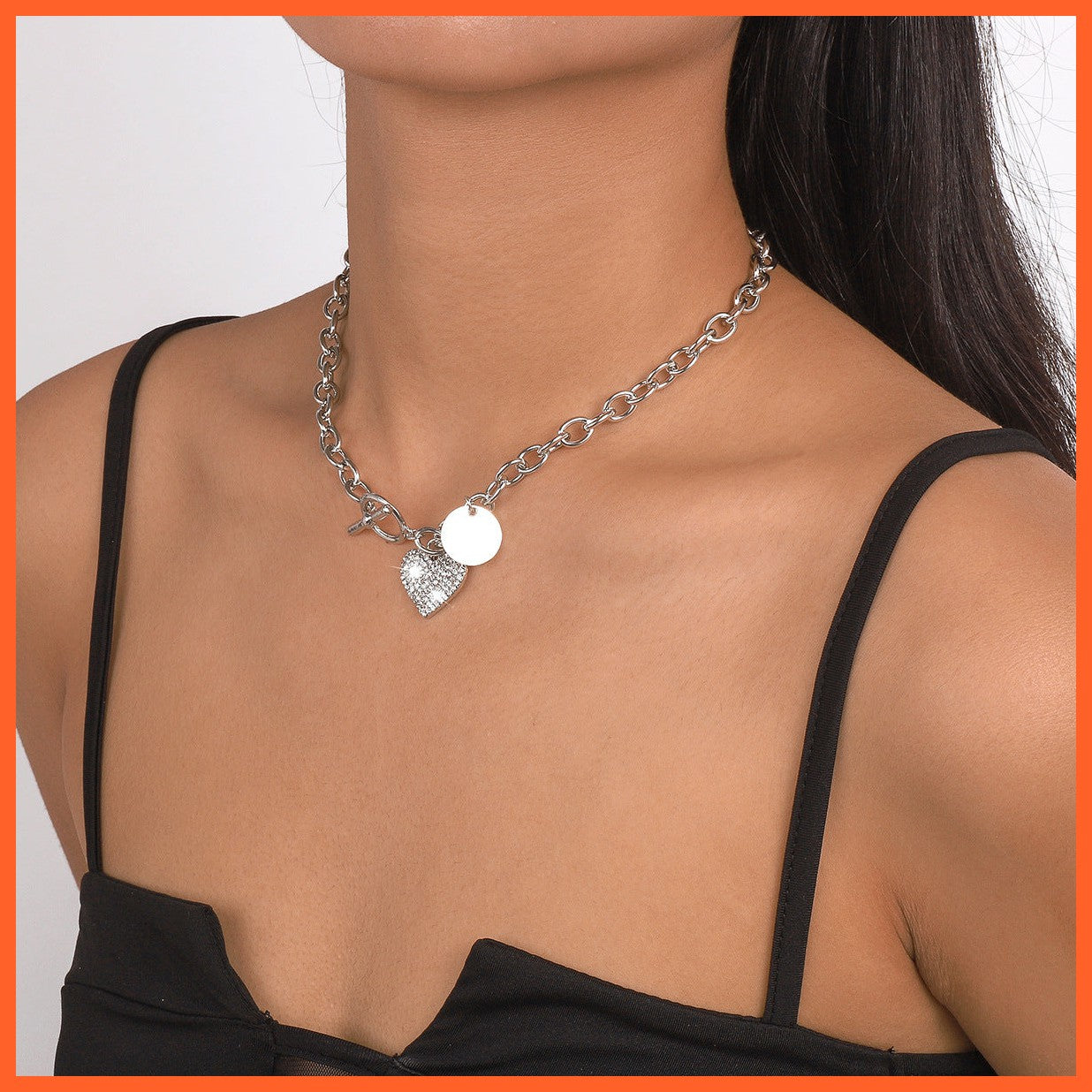 Women'S Round Heart Shape With Diamond Necklace