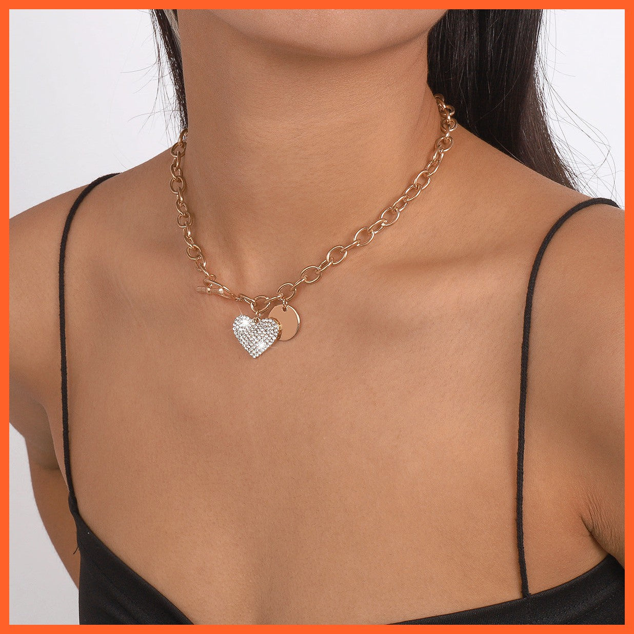 Women'S Round Heart Shape With Diamond Necklace