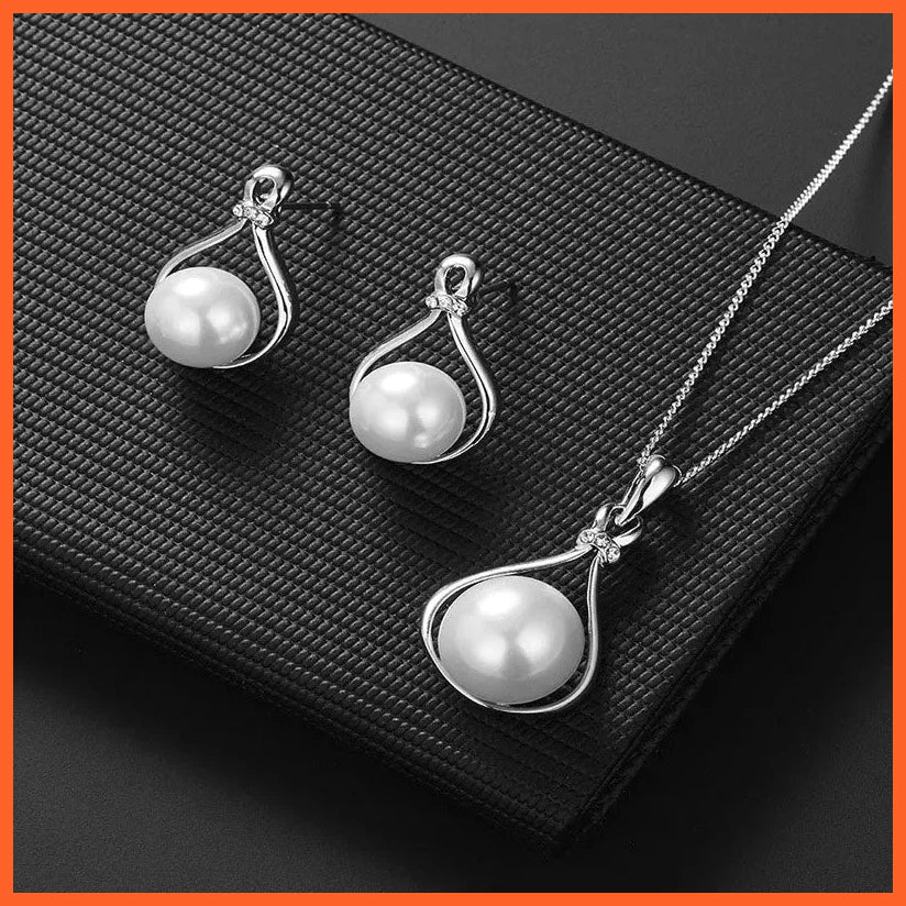 Simple Faux Pearls Jewelry Set With Pendant Necklace & Drop Earrings | Elegant Jewelry Set For Women