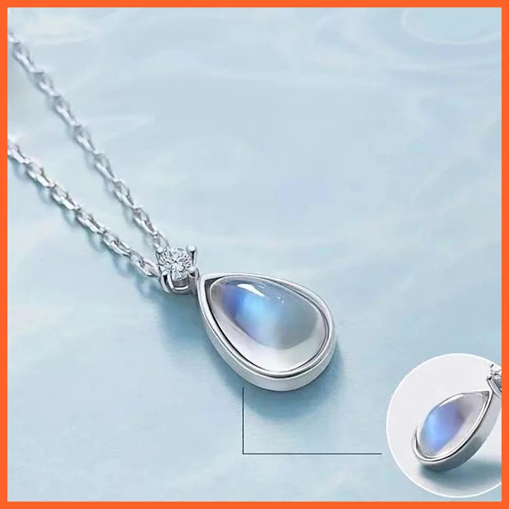 Thin Chain Dainty Teardrop Moonstone Pendant Necklace For Women