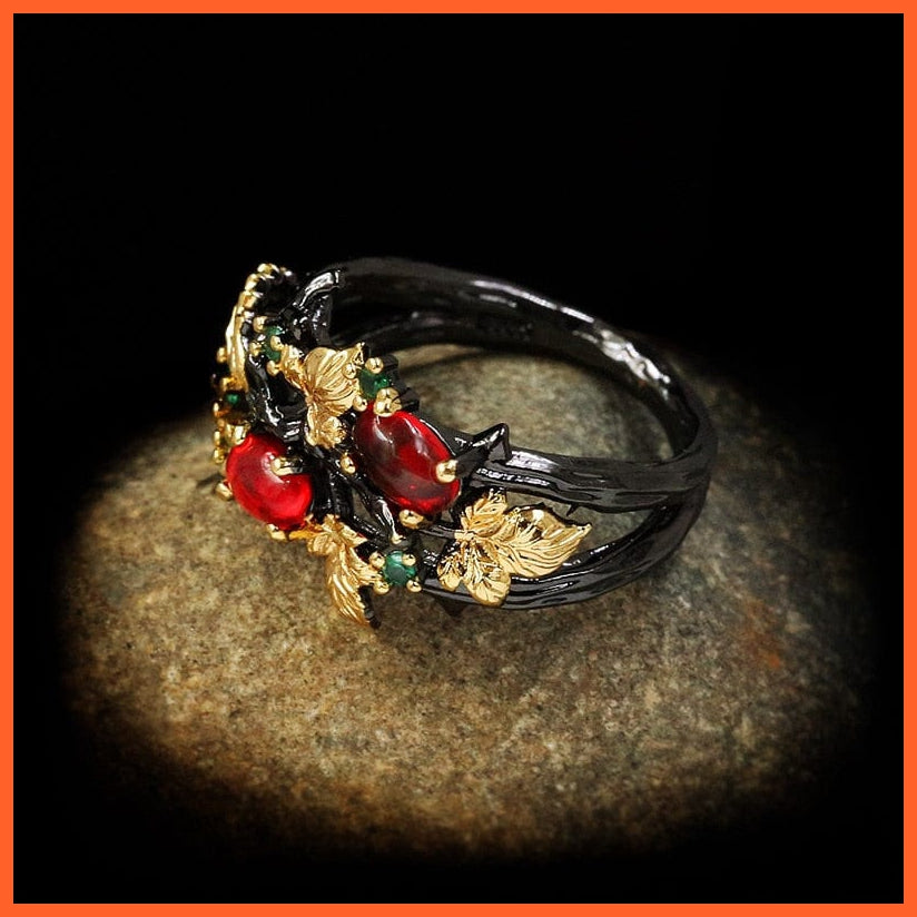 whatagift.com.au Exquisite Leaf Flower Black Gold Two-color Red Zircon Ring Women