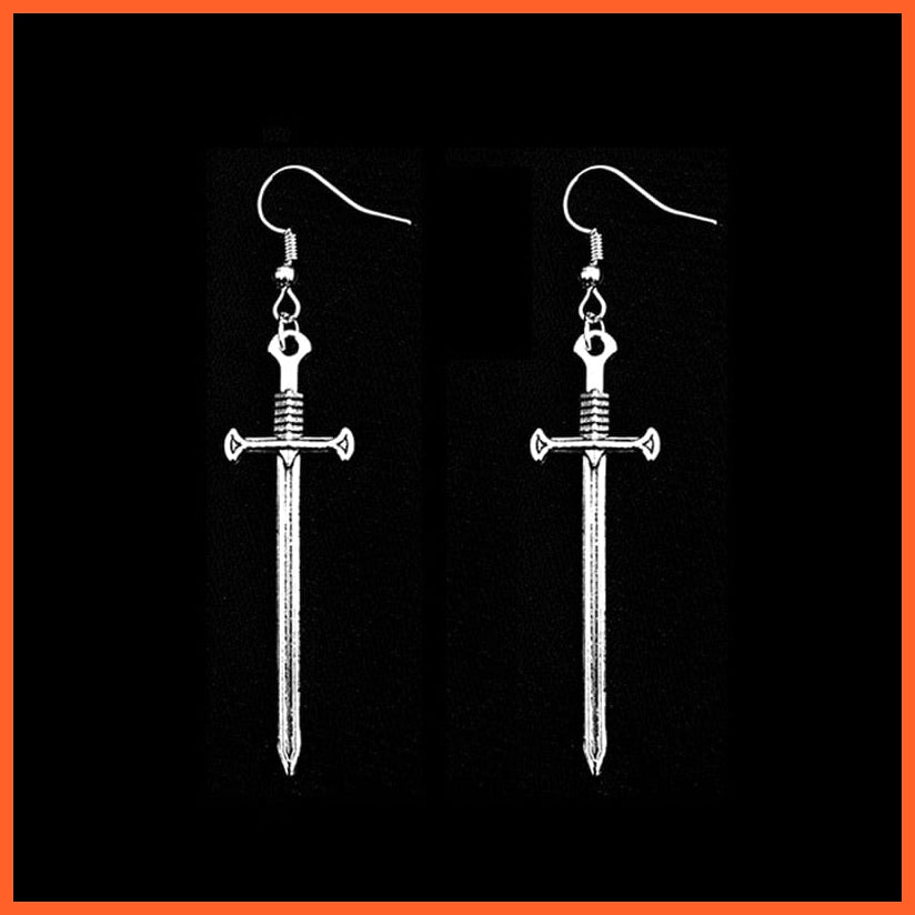 whatagift.uk A pair of Skull Grunge Stud Style Asymmetric Clip Earrings for Women