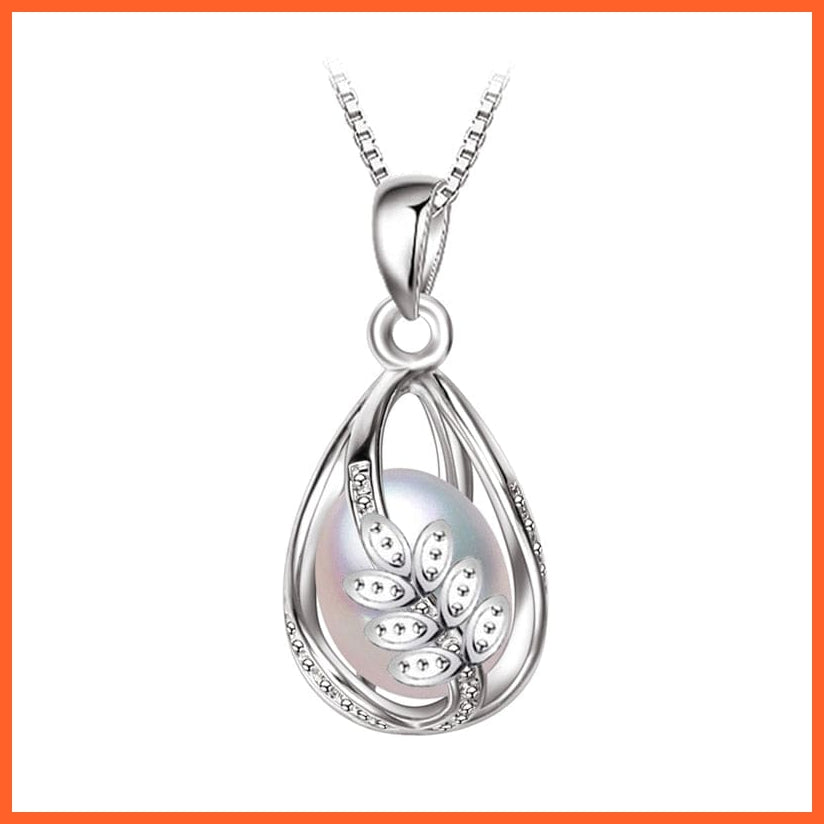 whatagift.com.au B White Natural Freshwater Pearl Pendant Cage Necklace