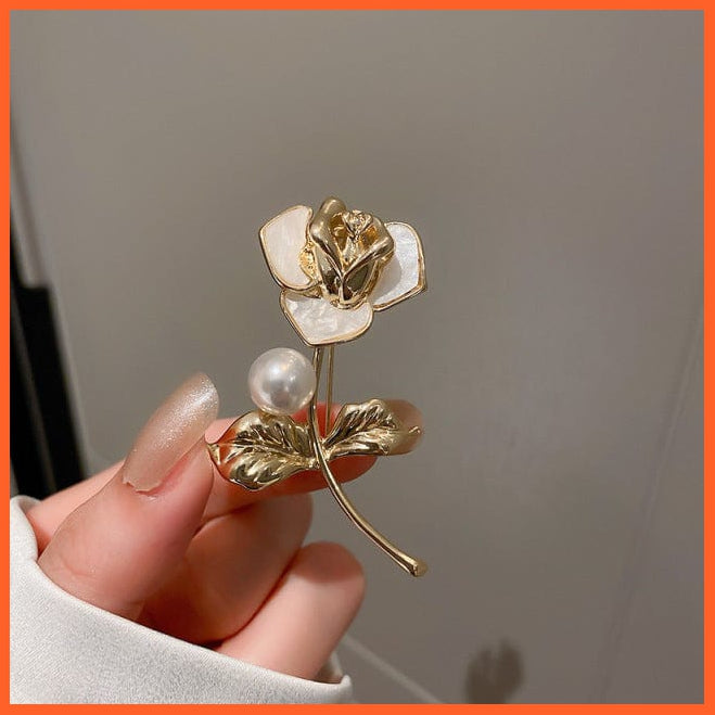 whatagift.com.au Brooches Pearl Rhinestone Wreath Butterfly Brooch for Women | Trendy Elegant Circle Leaf Brooch Pins Party Wedding Gifts