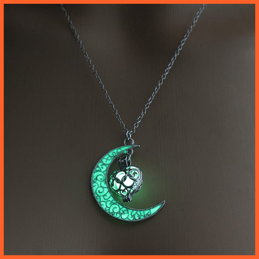 whatagift.com.au Love Green Moon Glowing Necklace | Glow in the Dark Halloween Pendant
