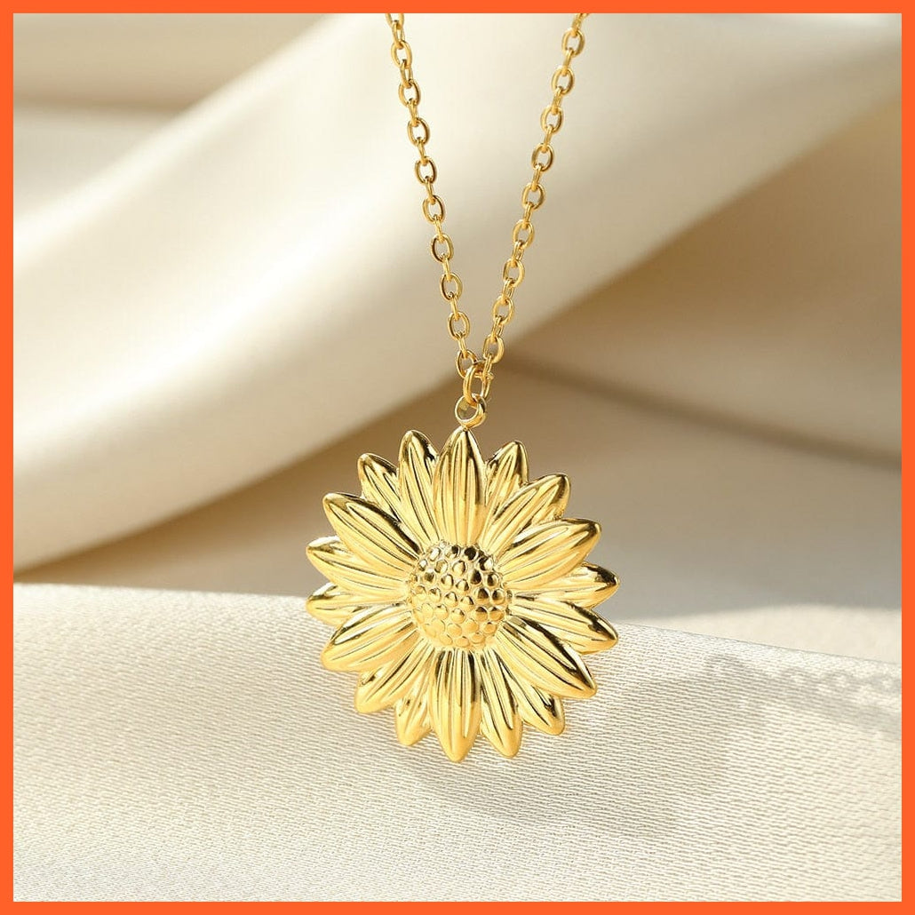 whatagift.com.au N04953G-12 / China You Are My Sunshine Open Sunflower Pendant Locket Necklace For Women