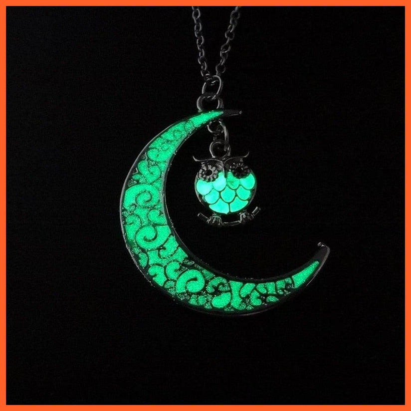 whatagift.com.au Owl Green Moon Glowing Necklace | Glow in the Dark Halloween Pendant