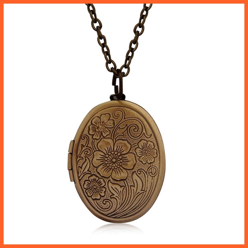 whatagift.com.au Pendant Necklace Oval Carved Flower Stripe Pendant Necklace | Women Vintage Ancient Brass Jewelry