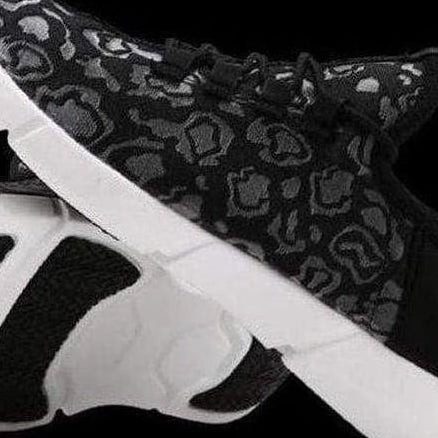 Fiber Optic Led Shoes Design - Black | whatagift.com.au.