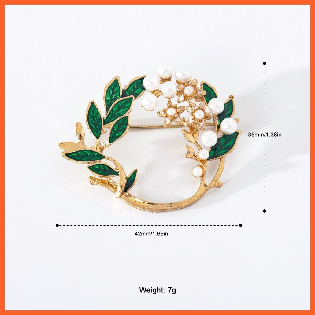 whatagift.uk Vintage Flower Collar Brooches  | Lapel Pins White Pearl beads Green Leaves Brooches